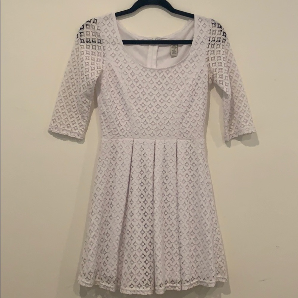 Charlotte Russe White Lace 3/4 Sleeve Dress